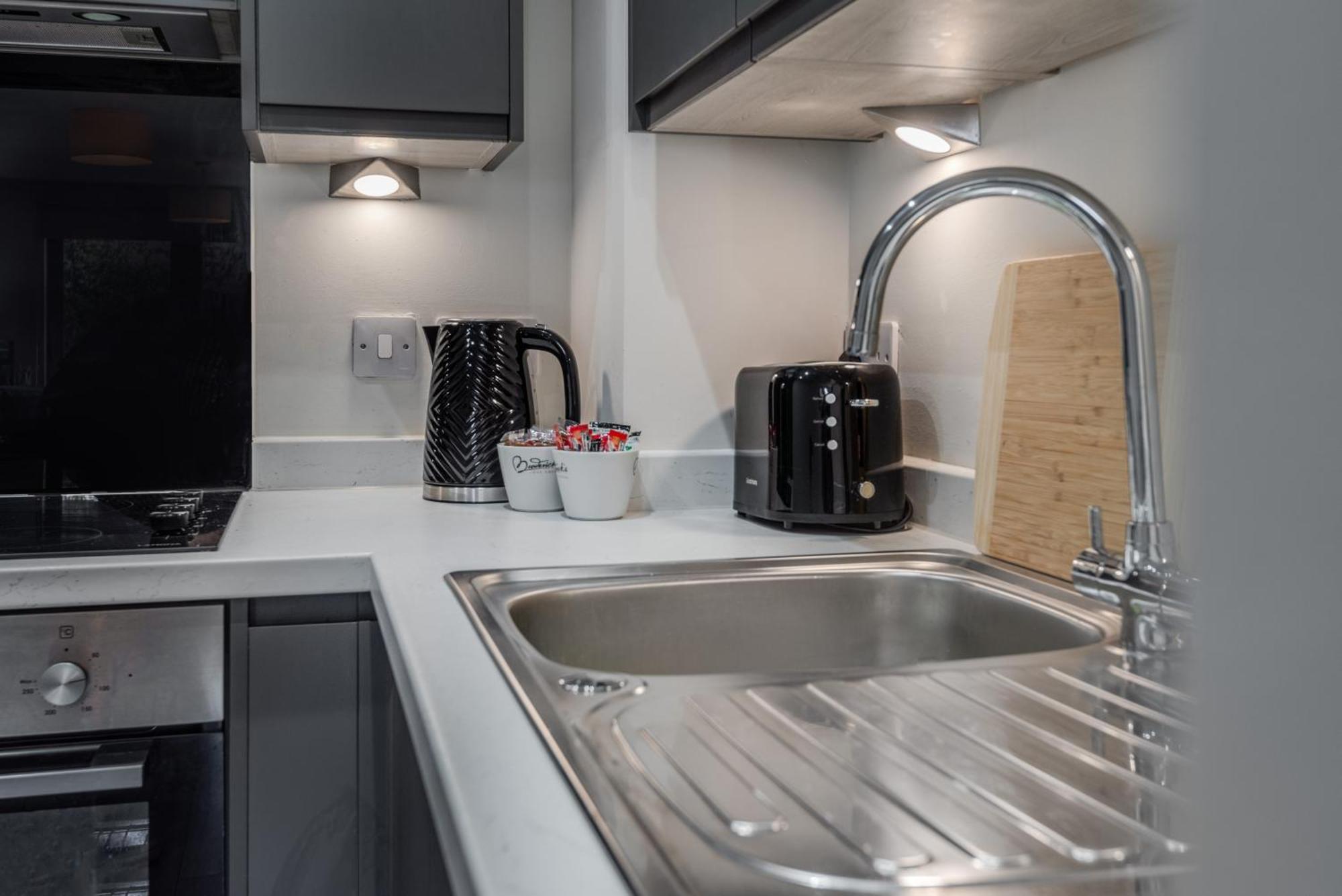 Huge Long Stay Offers! Lux City-Edge Stay! Perfect For Business & Leisure Ліверпуль Екстер'єр фото