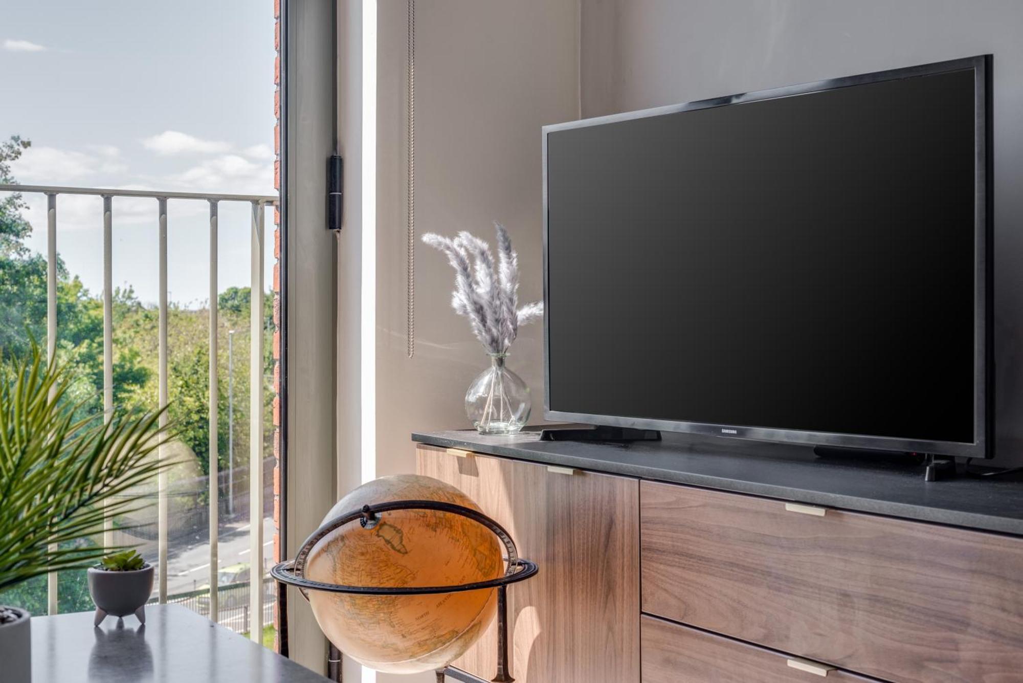 Huge Long Stay Offers! Lux City-Edge Stay! Perfect For Business & Leisure Ліверпуль Екстер'єр фото